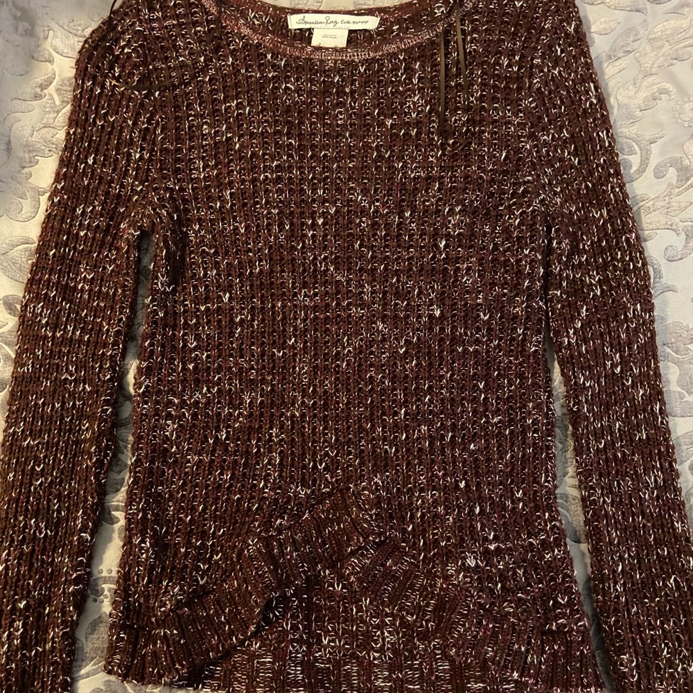 Maroon knit sweater, X cropped bottom